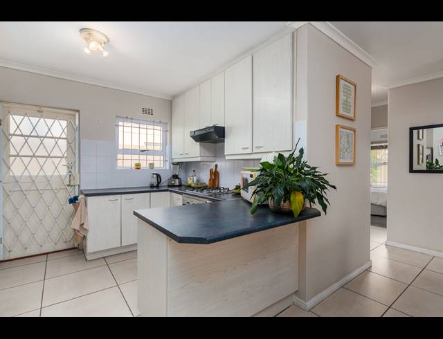 2 BEDROOM FREESTANDING SOLD IN SUNNINGDALE
